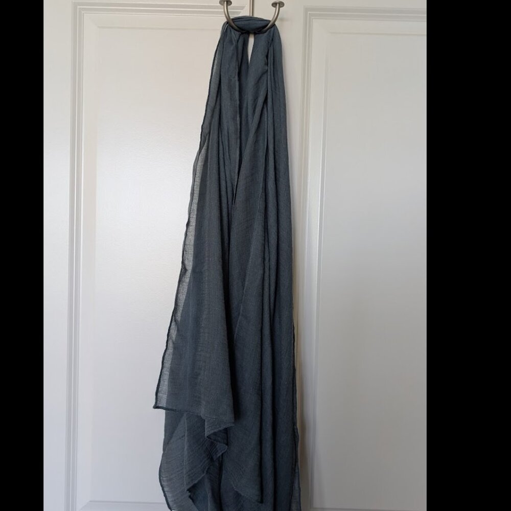 Lightweight sheer gray scarf/wrap/shawl
